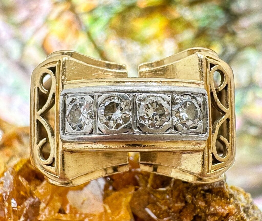 bijoux tank année 50 expertise achat et vente noa villemaire